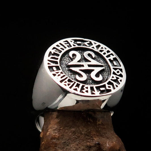 Nicely crafted Men's ancient Viking Runes Ring Antiqued - Sterling Silver